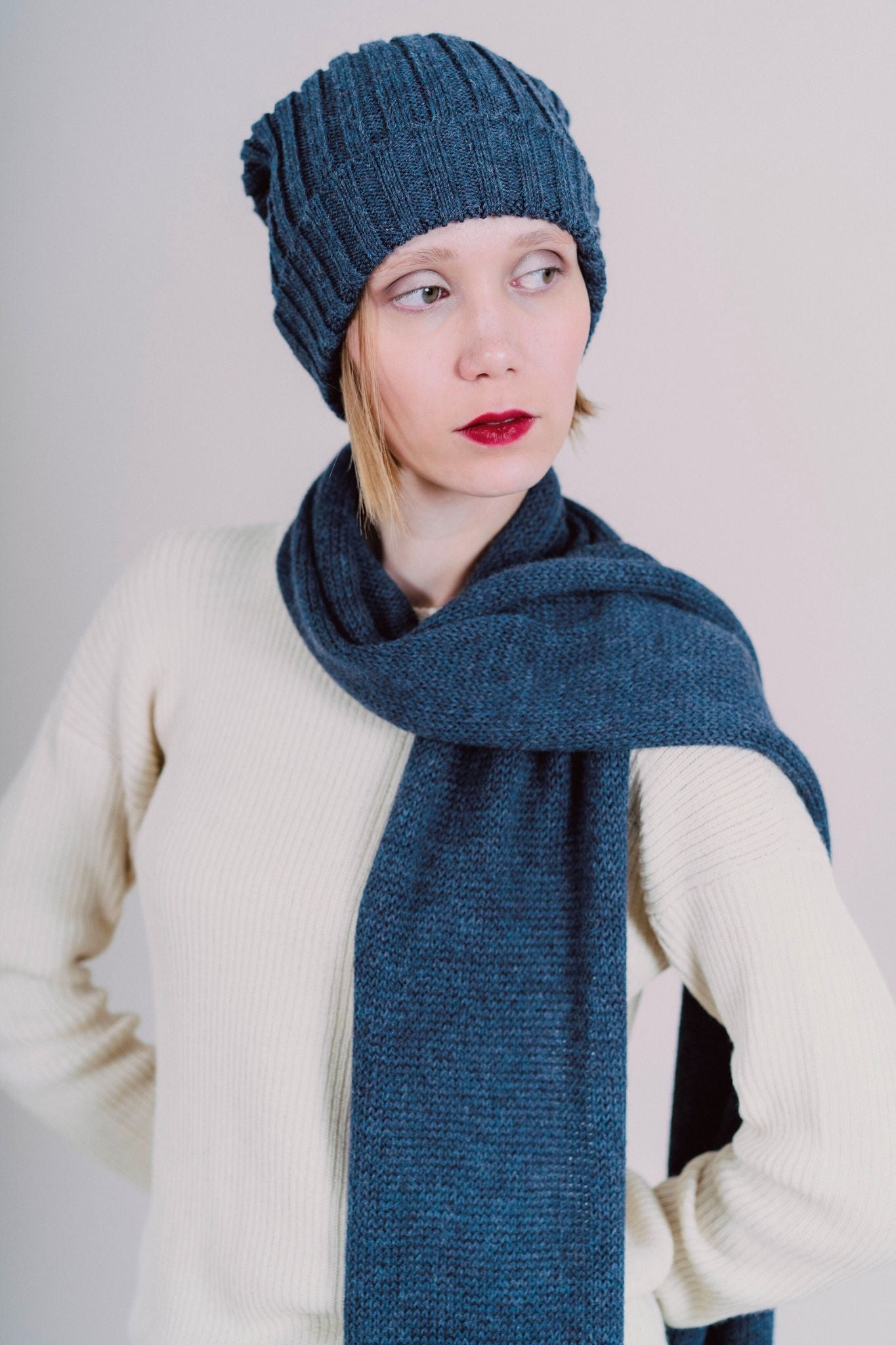 GORRO "MAYU" AZUL - 100% BABY ALPACA