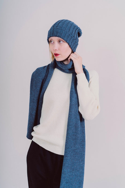 BUFANDA Y GORRO "MAYU" AZUL - 100% BABY ALPACA