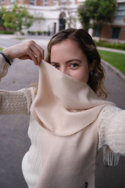BUFANDA BLANCO Y BEIGE - 100% BABY ALPACA